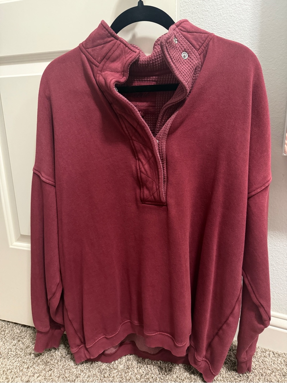aerie Getaway Quarter-Snap Sweatshirt - Cherry Tart